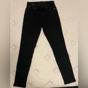 Yoga Jeans High Rise Skinny Jean in Black (size 29)